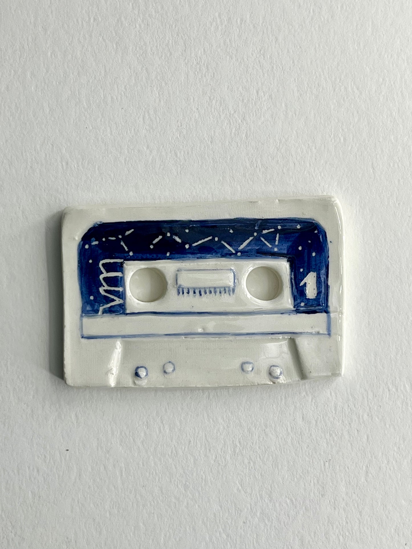 Audiocassetta in ceramica