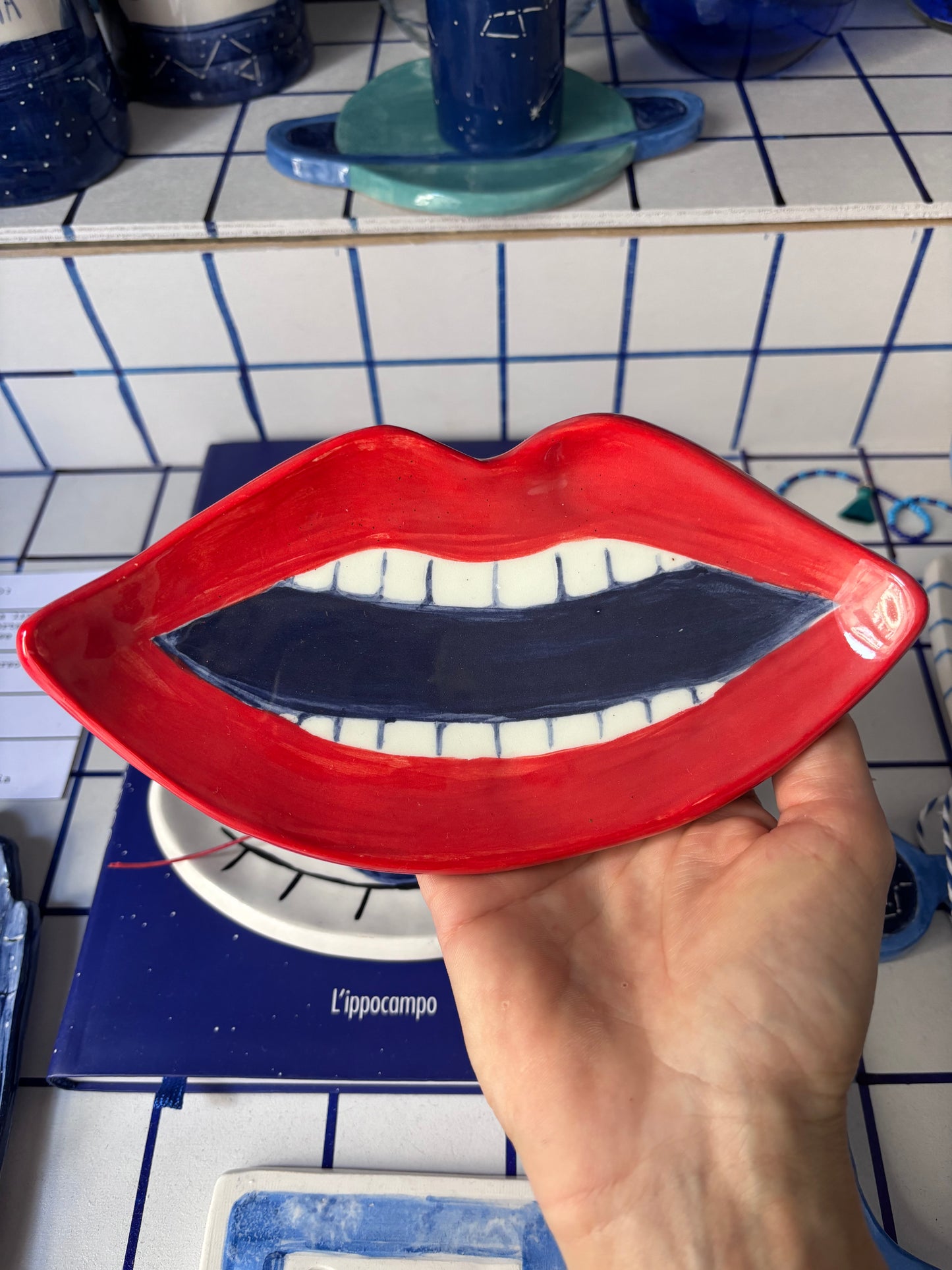 piattini in ceramica a forma di bocca