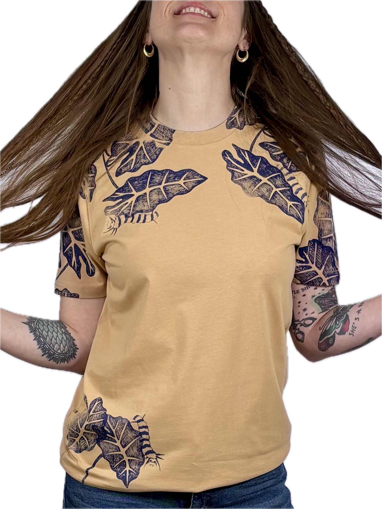 T-shirt classica color crema serigrafata con alocasia