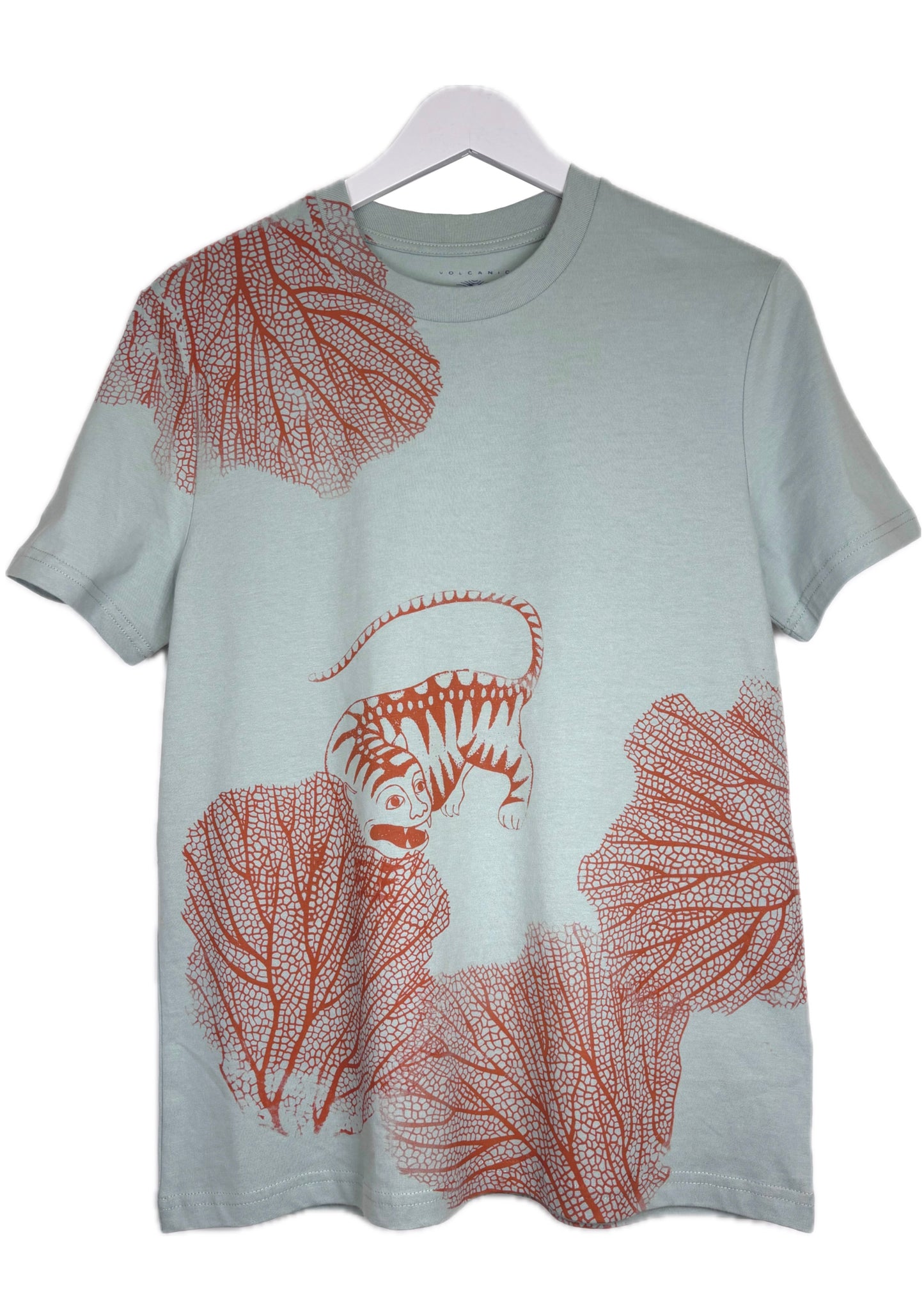 T-shirt modello classico verde aloe con serigrafie