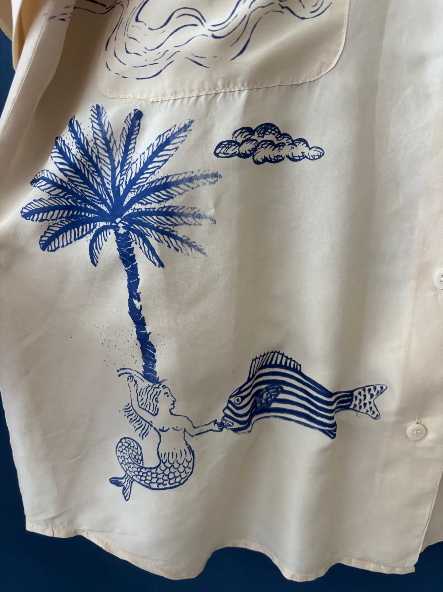 Camicia 100%seta avorio upcycled con serigrafie marine